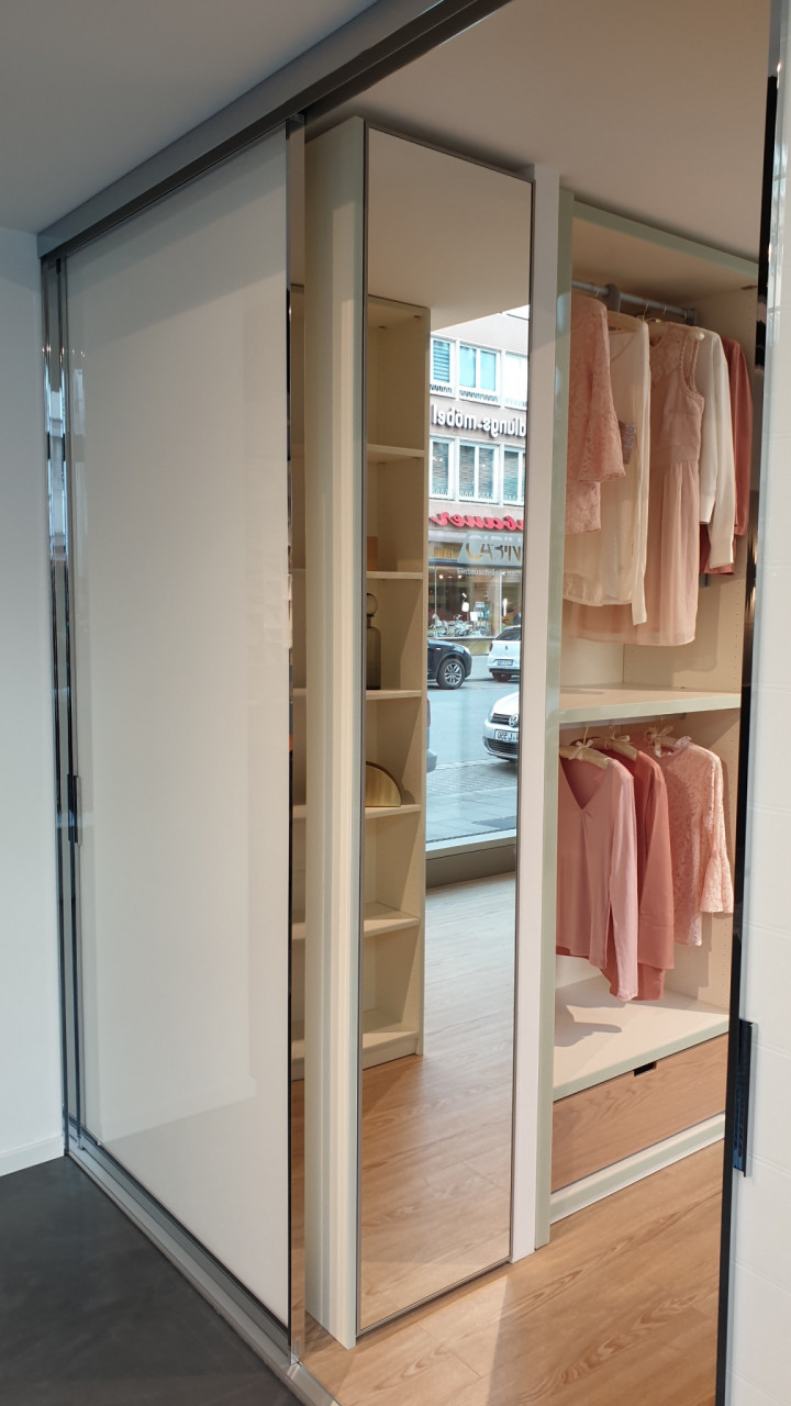 Spiegelschrank von CABINET | Designermöbel Nürnberg