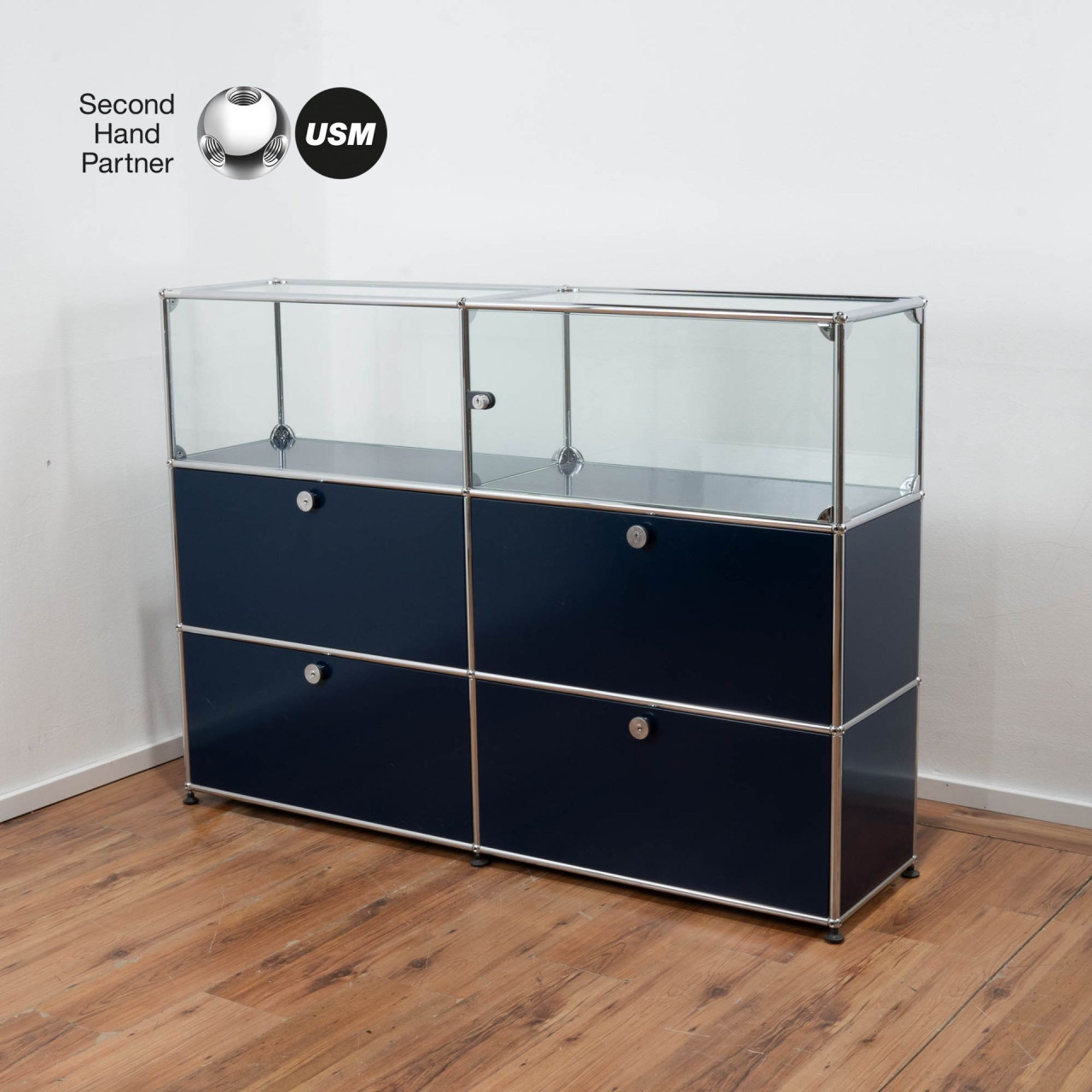 USM Haller Sideboard stahlblau - Maße: 109 x 150 x 37 cm (B/H/T) - mit ...