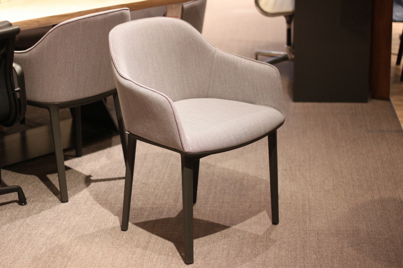 Vitra - Stuhl 'Softshell' - Ausstellungsstück | Designermöbel Pforzheim