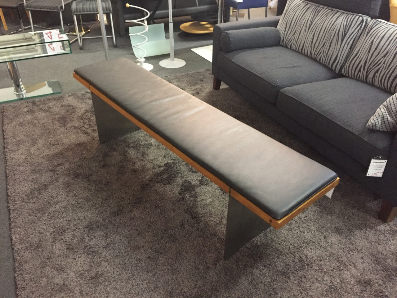 Bank mit Lederauflage von Scholtissek | Designermöbel ...