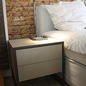 Yomei Nachttisch Smart Nako – Leder, Metall, Bronze